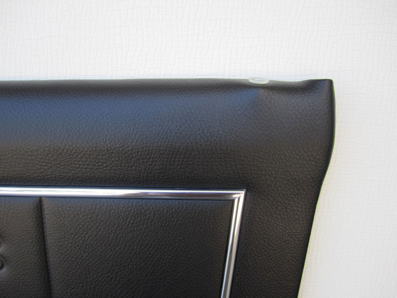 Holden Premier HT Premier Sedan 10R Black Door Trims (Image 10 of 11)