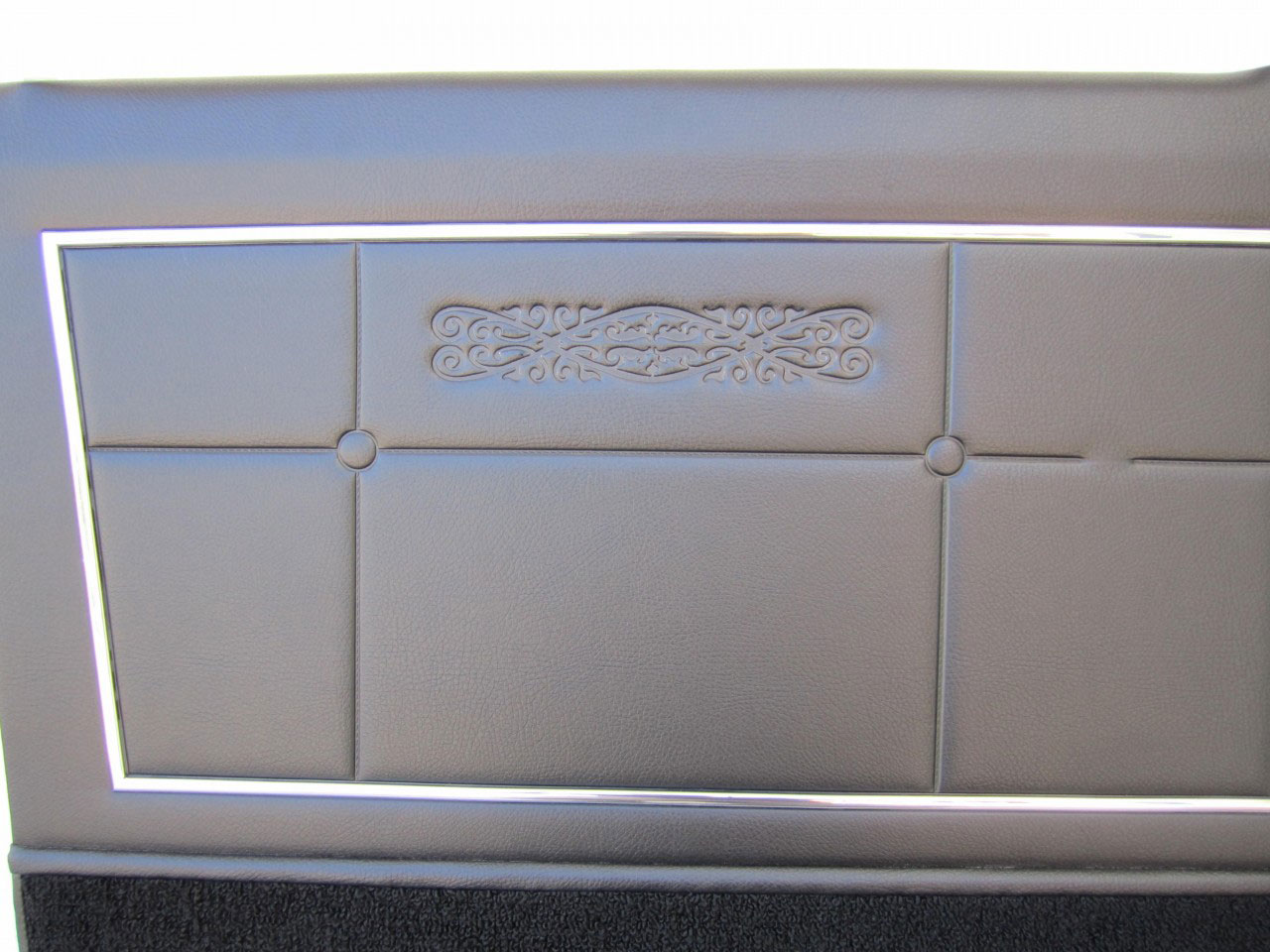 Holden Premier HT Premier Sedan 10R Black Door Trims (Image 11 of 11)